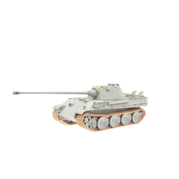 Танк  Sd.Kfz.171 Panther Ausf.F w/7.5cm KwK42 L/100  1/35 Dragon Models 6799