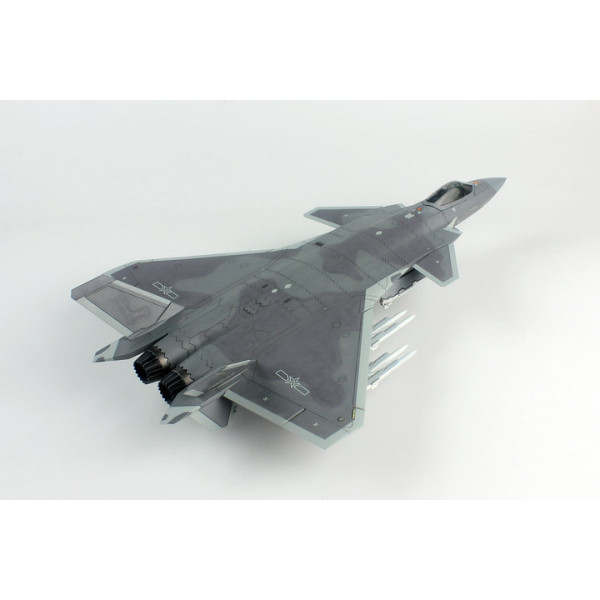 J-20 Stealth Fighter Beast Mode 1/72 Dream Model 720010