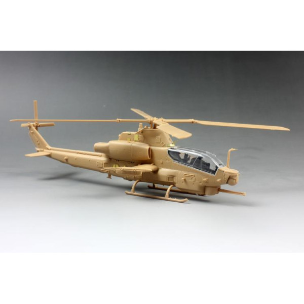 American AH-1Z "Viper" attack helicopter 1/72 Dream Model 720012