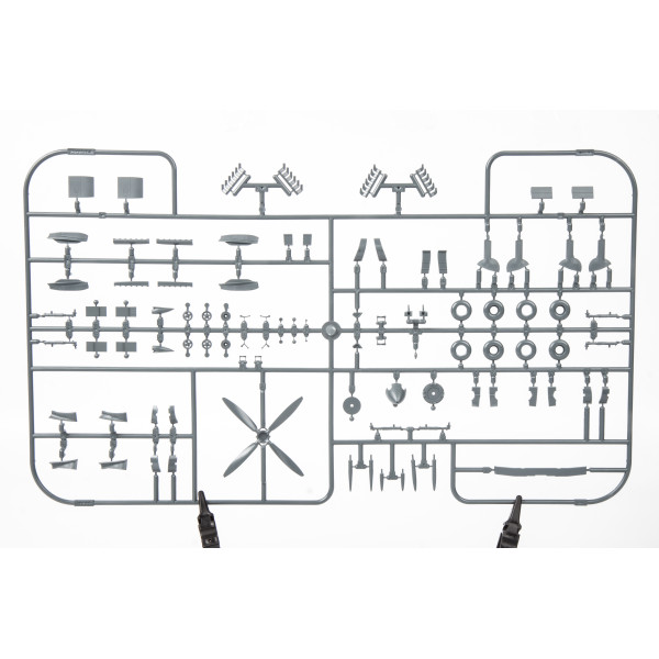 Spitfire F Mk. IX 1/48 Eduard 84175