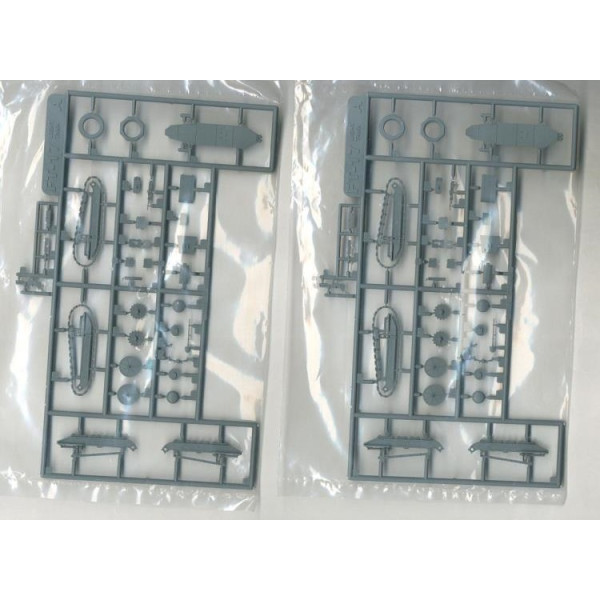 French FT-17 tank with riveted turret (2 models in the set) 1/72 FlyHawk FH3001