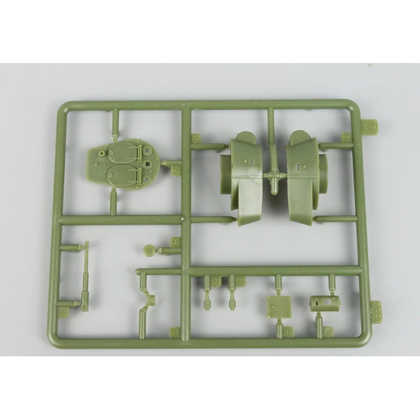 BT-7 Fast Tank (Model 1937) 1/72 FlyHawk FH3016