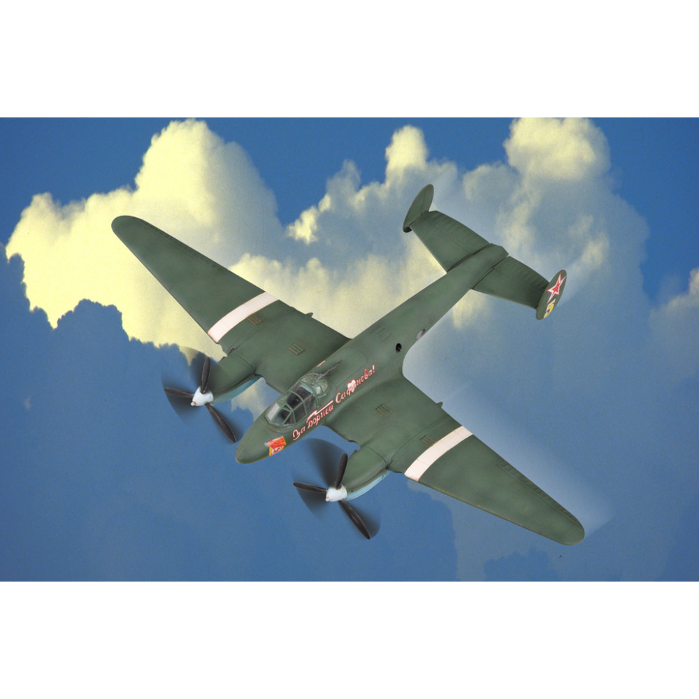 PE-2 Bomber 1/72 HobbyBoss 80296