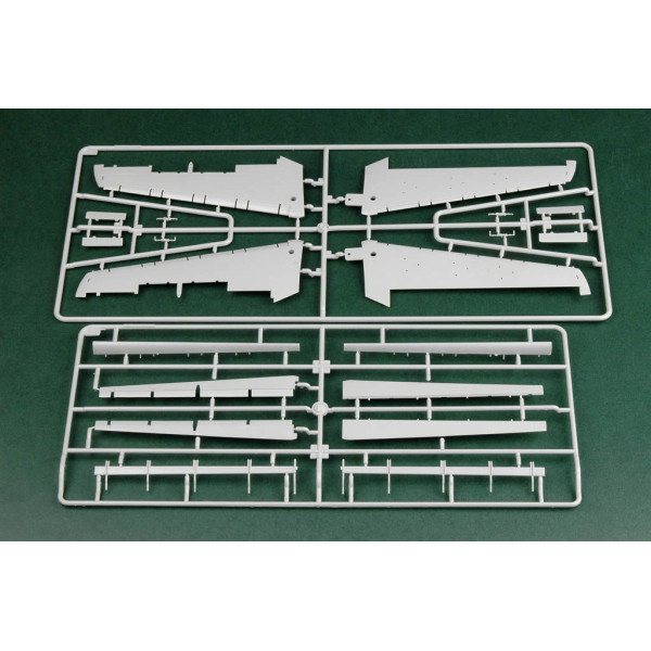 EF-111 Raven 1/48 HobbyBoss 80352