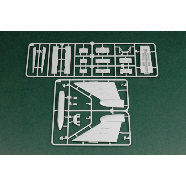 EF-111 Raven 1/48 HobbyBoss 80352
