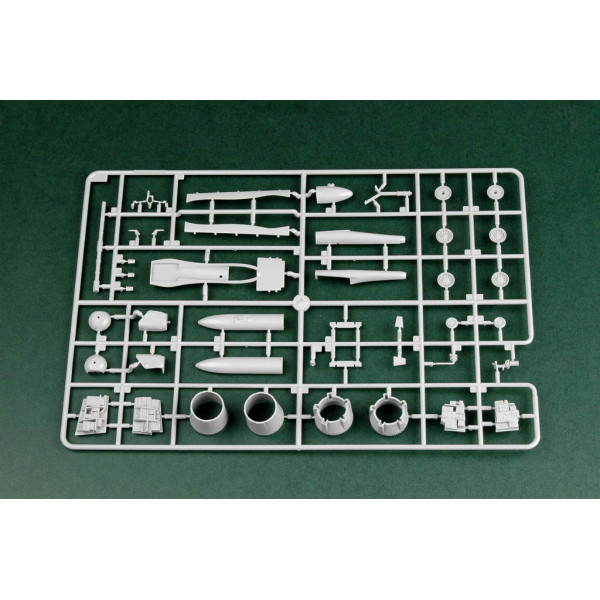 EF-111 Raven 1/48 HobbyBoss 80352