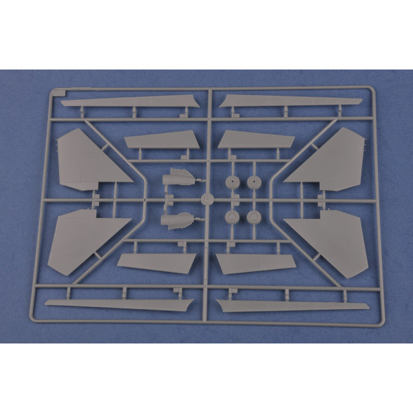 Su-27 Flanker B 1/48 HobbyBoss 81711