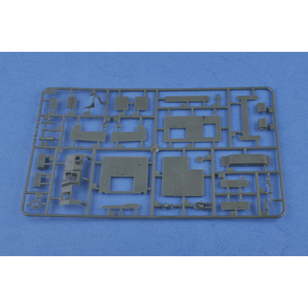 АТ-1 радянська САУ (Артилерійський Танк) 1/35 HobbyBoss 82499