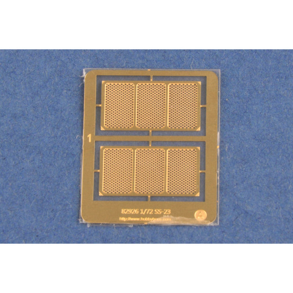 Soviet missile vehicle SS-23 "Spider" 1/72 HobbyBoss 82926