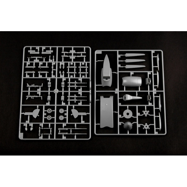 British "Spitfire" MK.Vb/Trop tropical fighter  1/32 HobbyBoss 83206