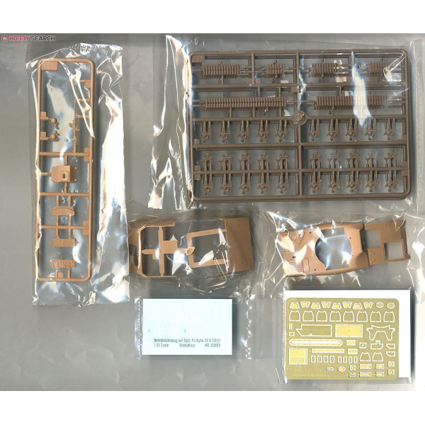 Befehlsfahrzeug Auf Fgst.Pz.Kpfw.35 R 731(f) 1/35 HobbyBoss 83809