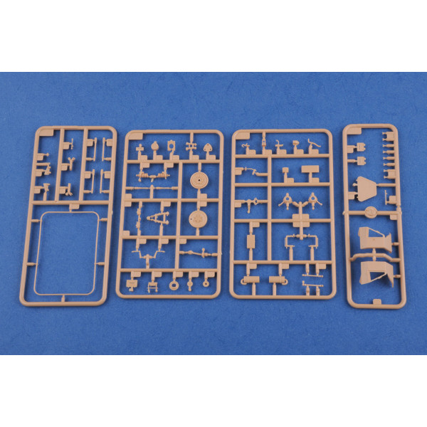 German Sd.Kfz.223 Leichter Panzerspähwagen 1/35 HobbyBoss 83817