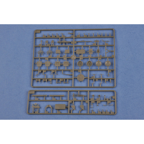 French VBL Milan armor car 1/35 HobbyBoss 83877