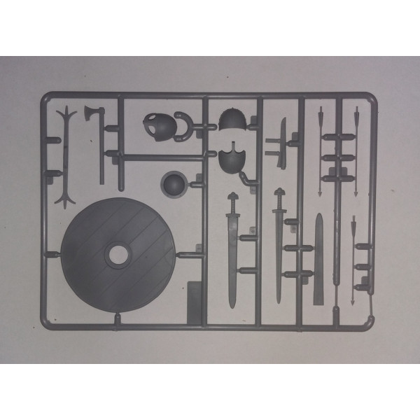  Viking (IX century) model kit 1/16 ICM 16301