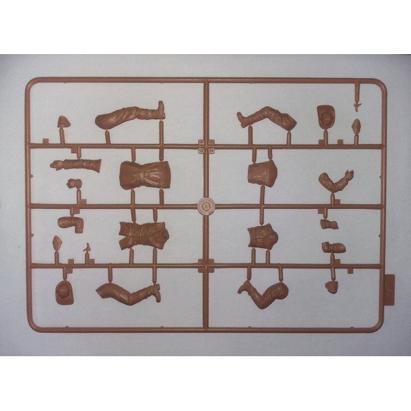 American Fire Truck Crew (1910s) (2 figures)  1/24  ICM 24006