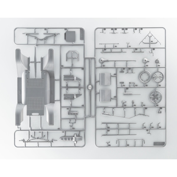 Gasoline Delivery, Model T 1912 Delivery Car with American Gasoline Loaders 1/24  ICM 24019