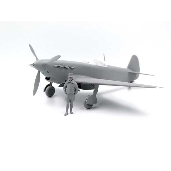 Як-9Т з фігуркою Марселя Лефевра Normandie-Niémen 1/32 ICM 32092