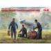 German Luftwaffe Ground Personnel (1939-1945) (3 figures) 1/32 ICM 32109