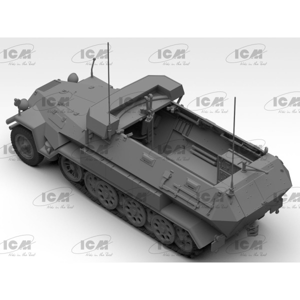 ‘Beobachtungspanzerwagen’ Sd.Kfz.251/18 Ausf.A з екіпажем 1/35 ICM 35105
