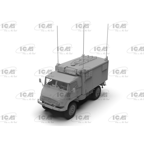 Unimog S 404 German Military Radio Truck 1/35 ICM 35137