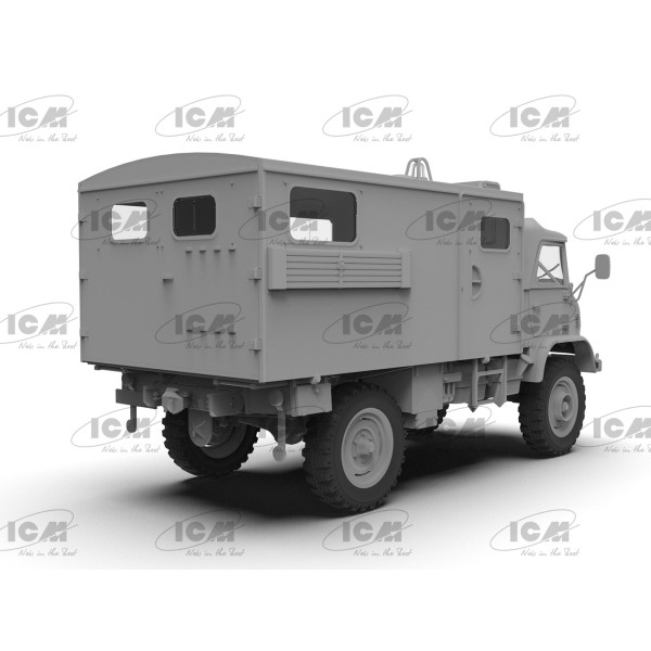 Unimog S 404 Krankenwagen German Military Ambulance 1/35 ICM 35138