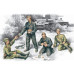 Радянський танковий екіпаж 1943-45 років 1/35 ICM 35351