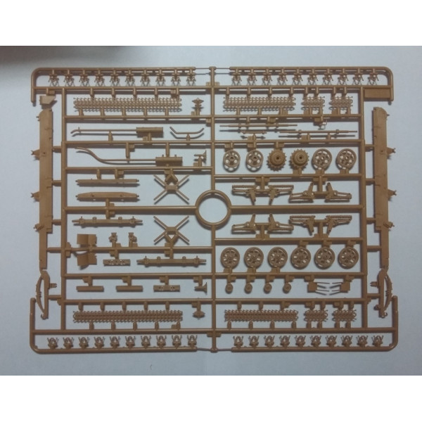 KHD S3000 / SS M Maultier, Німецький напівгусеничний вантажний автомобіль ІІ МВ 1/35 ICM 35453 KHD S3000 / SS M Maultier, Німецький напівгусеничний вантажний автомобіль ІІ МВ 1/35 ICM 35453