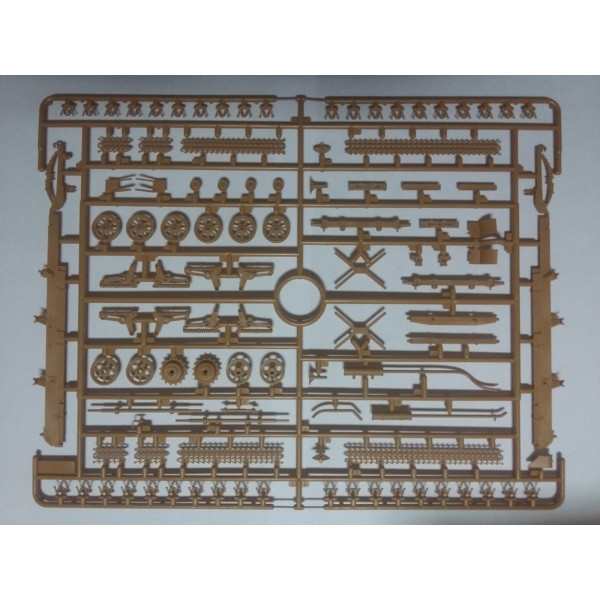 KHD S3000 / SS M Maultier, Німецький напівгусеничний вантажний автомобіль ІІ МВ 1/35 ICM 35453 KHD S3000 / SS M Maultier, Німецький напівгусеничний вантажний автомобіль ІІ МВ 1/35 ICM 35453