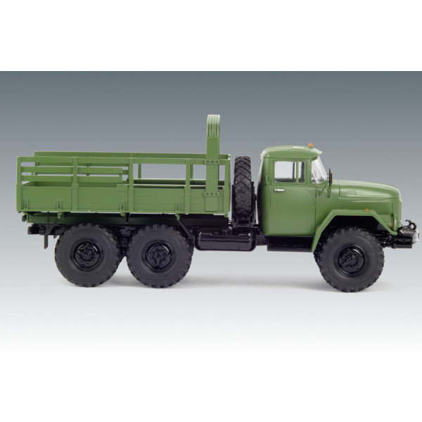 ЗіЛ-131, Радянський армійський вантажний автомобіль 1/35 ICM 35515