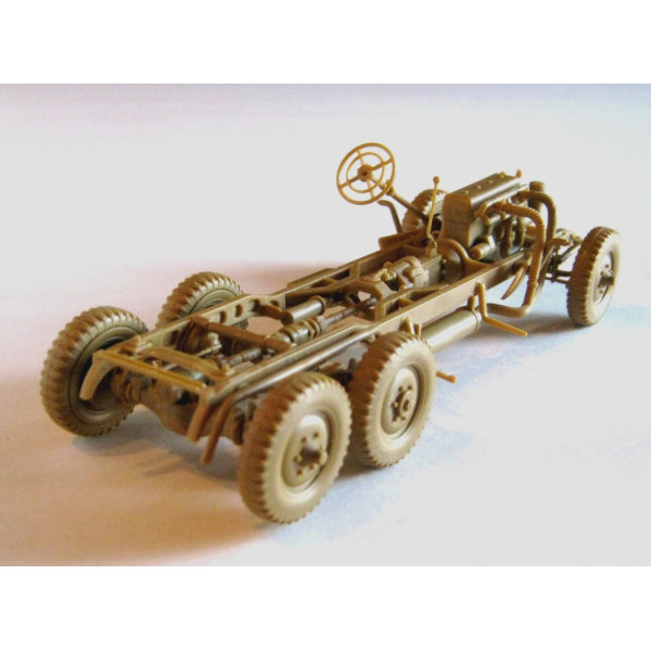 G4 (виробництва 1939 р.) Герм. легковий автомобіль з пасажирами 1/35 ICM 35531