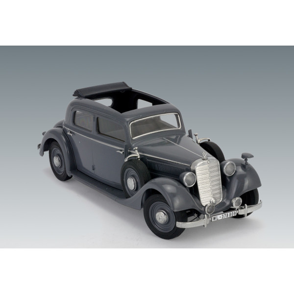 Typ 320 (W142) седан, Німецький легковий автомобіль ІІ МВ 1/35 ICM 35537