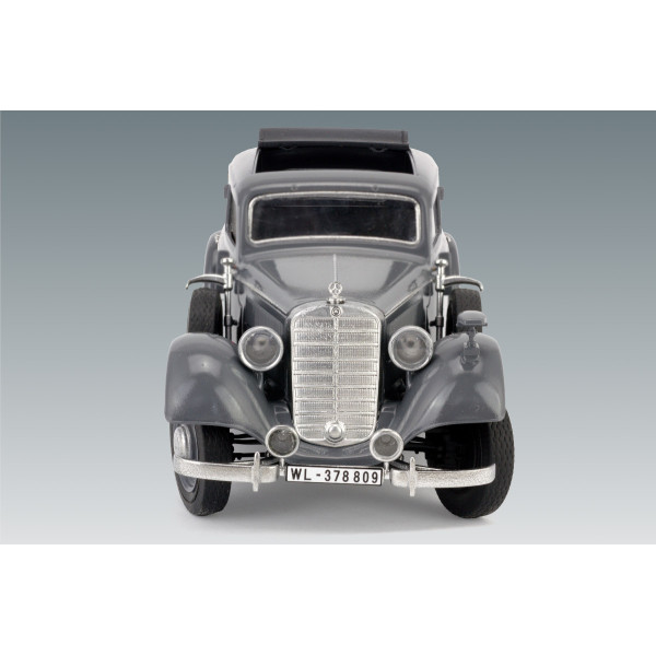 Typ 320 (W142) седан, Німецький легковий автомобіль ІІ МВ 1/35 ICM 35537