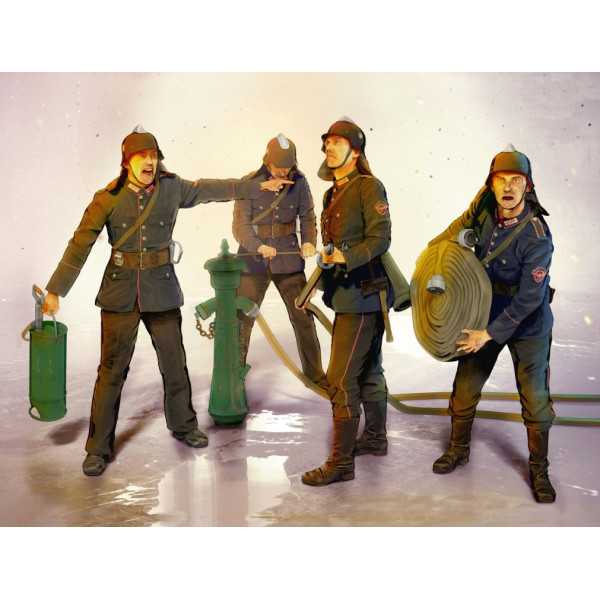 German Firemen WWII  1/35 ICM 35632