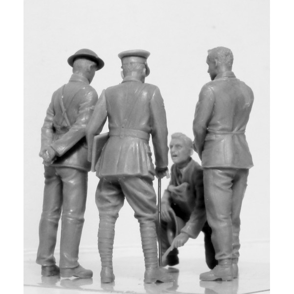  WWI British Tank Crew (4 figures) (100% new molds) 1/35 ICM 35708