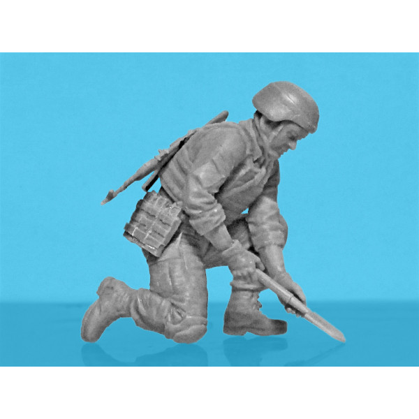 “To be ahead, to save the life” Sappers of the Armed Forces of Ukraine 1/35  ICM 35753