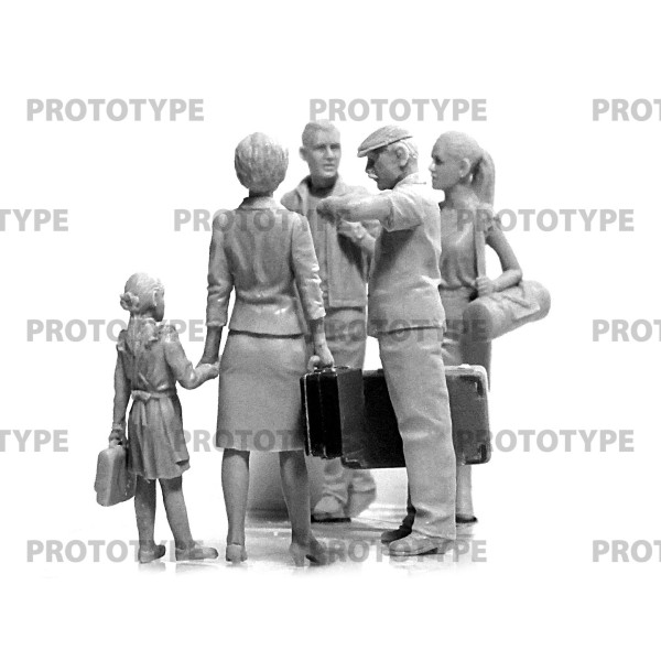 Чорнобиль #5. Евакуація (4 дорослих, 1 дитина і багаж) 1/35 ICM 35905