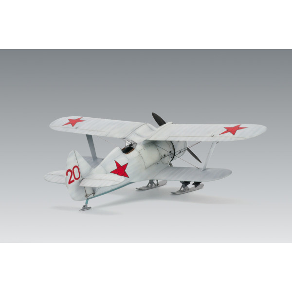 І-153, Радянський винищувач-біплан ІІ МВ (зимова модифікація) 1/48  ICM 48096