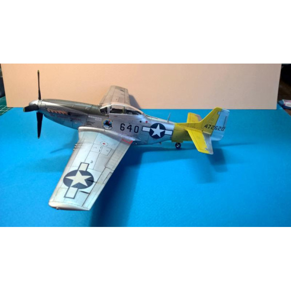Мустанг P-51 Д-15, америк-й. винищувач ІІ Світ. війни 1/48  ICM 48151