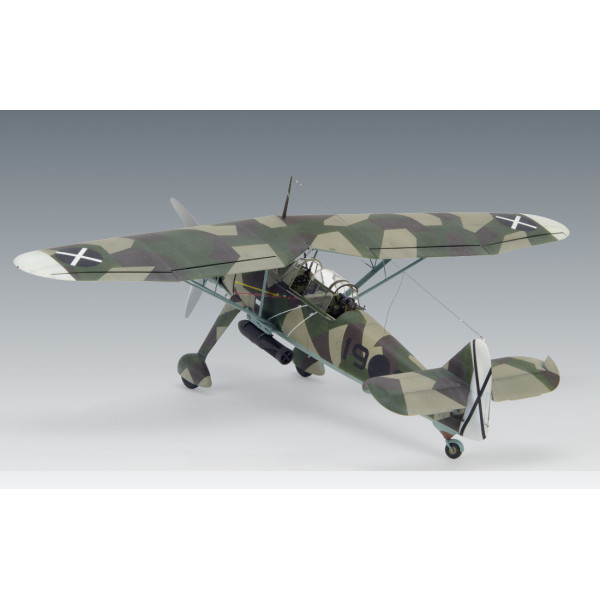 Hs 126A-1 з бомботримачів, Літак-розвідник Легіону "Кондор" 1/48  ICM 48213