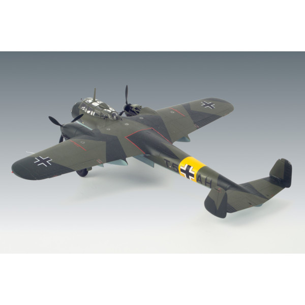 Do 215B-4, Німецький літак-розвідник II МВ 1/48  ICM 48241