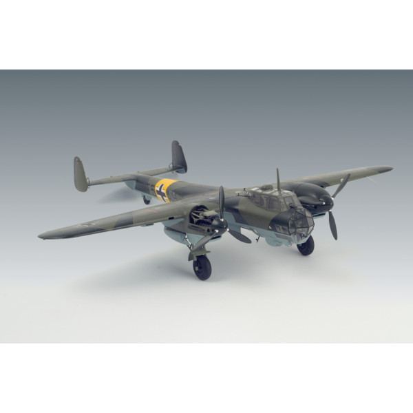 Do 215B-4, Німецький літак-розвідник II МВ 1/48  ICM 48241