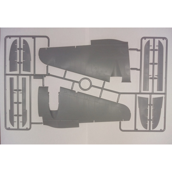 He 111H-3, Германський бомбардувальник ІІ МВ 1/48  ICM 48261