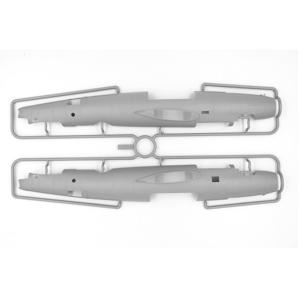 "Conquerors of Europe’s Sky" U.S. aviation WWII era 1/48 ICM 48324