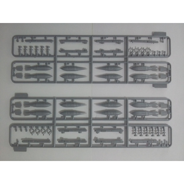 МіГ-25 РБ, радянський літак-розвідник 1/48  ICM 48902