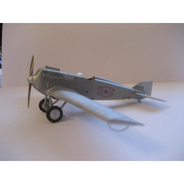 І-1 (ІЛ-400Б), радянський винищувач - моноплан 1/72 ICM 72051