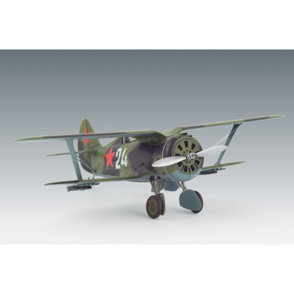  Soviet Biplane Fighter Ilyuszyn I-153 WWII  1/72 ICM 72074
