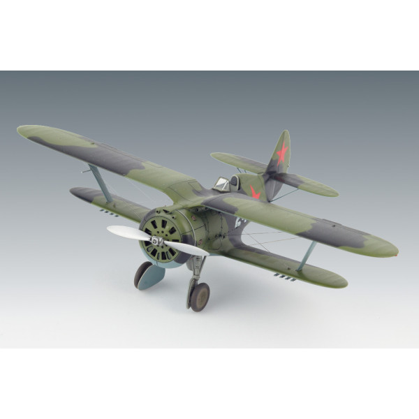  Soviet Biplane Fighter Ilyuszyn I-153 WWII  1/72 ICM 72074