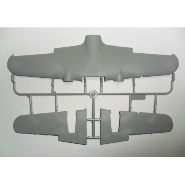 Do 215B-4, WWII Reconnaissance Plane 1/72 ICM 72305	