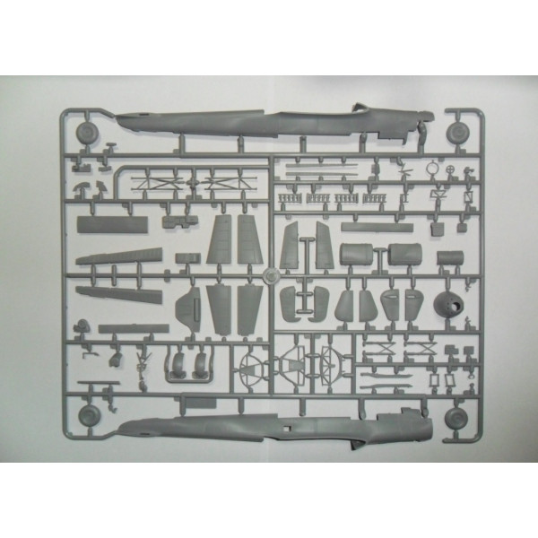 Do 215B-4, WWII Reconnaissance Plane 1/72 ICM 72305	