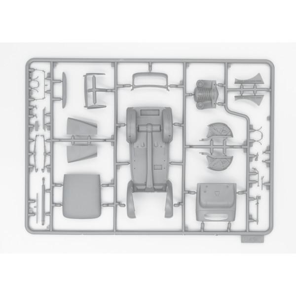 Легкові автомобілі Вермахту (Kadett K38 Saloon, Kapitan Saloon, Admiral Saloon) 1/35 ICM DS3504 Легкові автомобілі Вермахту (Kadett K38 Saloon, Kapitan Saloon, Admiral Saloon) 1/35 ICM DS3504